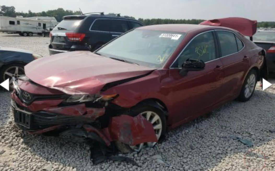 مكلف بلنشر للبيع
كامري موديل 2020 مواصفات LE كير محرك صدر تايرات تبريد تدفا كلها شرط رقم صلاح الدين معوقين وكاله نسوي 
صور الضرر موجود بالمنشور سياره جاهزة السعر 165
مكاني الزويه *********** حلوه وسعرها مناسب مال جناي خاص ماجاوب اتصل على الرقم ابيع فقط
