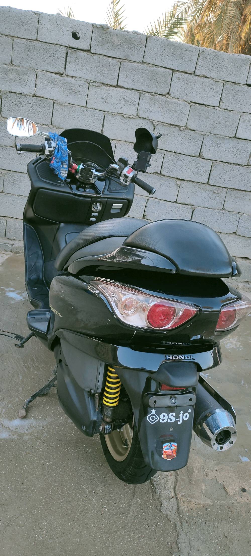 سلام عليكم فورزه صفر 8 كرستال مكفوله كفاله عامه رمبه بس الكير ملغي فقط دراجه ماشيه 42 الف فول مواصفات وياله ذهبيه فجوج ذهبيه علايم ذهبيه يدات هيتر تدفئه  امبثري سماعة مضخم وياها بصمتين وسويج طوارئ اوراق كامله شلعه ومعدل 140 بلمشي باقي التفاصيل معروفه مكاني ناصريه شطرة 