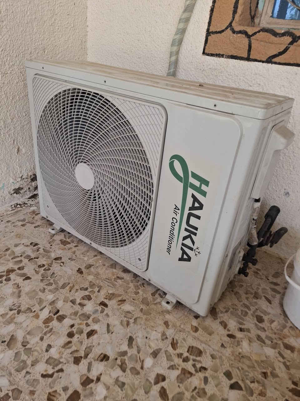 السلام عليكم سبلت للبيع ٢ طن نضيف تبريد ثلج ابيع على افحص سعر ٣٥٠ ***********
