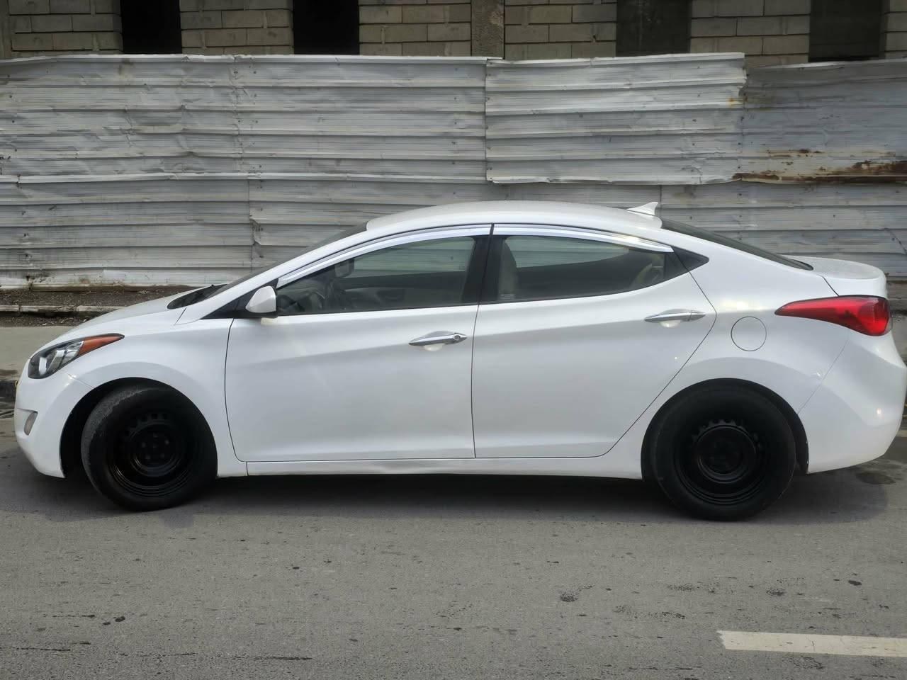 موديل 2013
وارد أمريكي

بيها ٣ قطع كلير من امريكا بدون معجون

سيارة جاهزة بيها مكانتين بارد ملاحظات بسيطة

داخل لونين

كشنات تدفئة

كروز سرعة وباقي المواصفات معروفة

سعر 110$

قابل للتفاوض مكان سيارة موصل

لتواصل ع رقم *********** 👍
