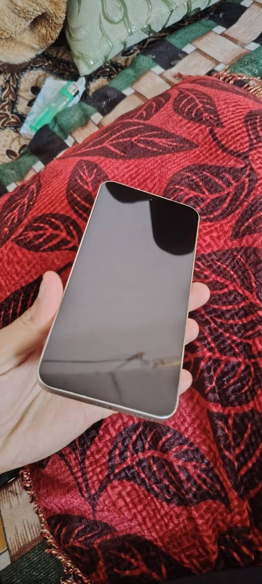 جهاز هونر HONOR X9D 5Gمستعمل شيء قليل كلش مكفول كفاله عامة 
متوفر مع جميع ملحقاته وكارتونته هم وياه 
الجهاز فول بطارية 8300 ويشغل ببجي 90 فريم
شاشة مسطحة وكامرات حلوه والجهاز الله شاهد لو ما محتاج فلوس ما ابيعه جهاز عمر 
سعرة 425 الف وبيه مجال قليل للشراي مكاني بابل الحمزه الغربي _خميسية
اذا تحب تشتري اتصل 
***********
