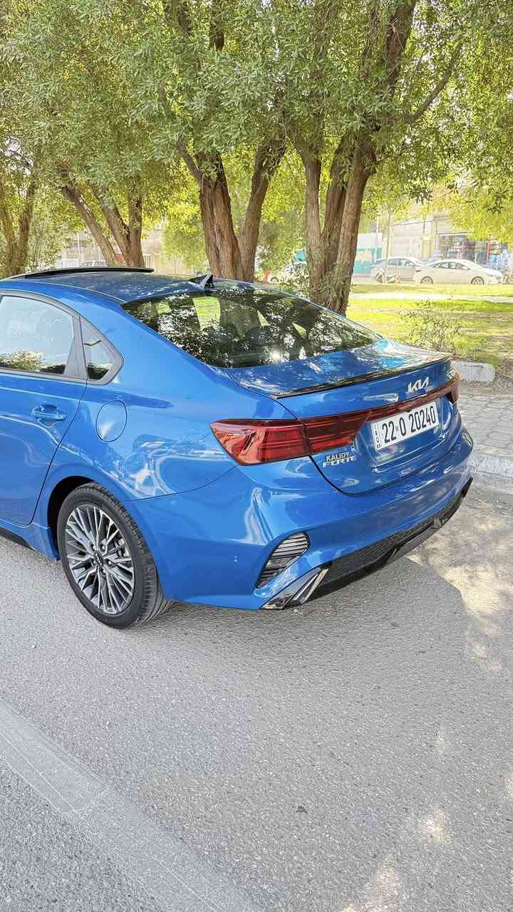 السلام عليكم 
كيا فورتي مديل 2023 GT.LINE سياره حادثه فقط بنيد دخول جديد اني مستورده سياره فول للاخير مكينه 2000دوش فتحه بصمه 
كشنات مخمل وجلد ثلاث انضمة قياده رادر سستم صوت 
هاند بريك دكمه سياره كلش هواي بيه مواصفات كامله ع اخر حبايه السعر 164وبيه مجال بسيط مكاني كربلاء 
للاستفسار ***********
