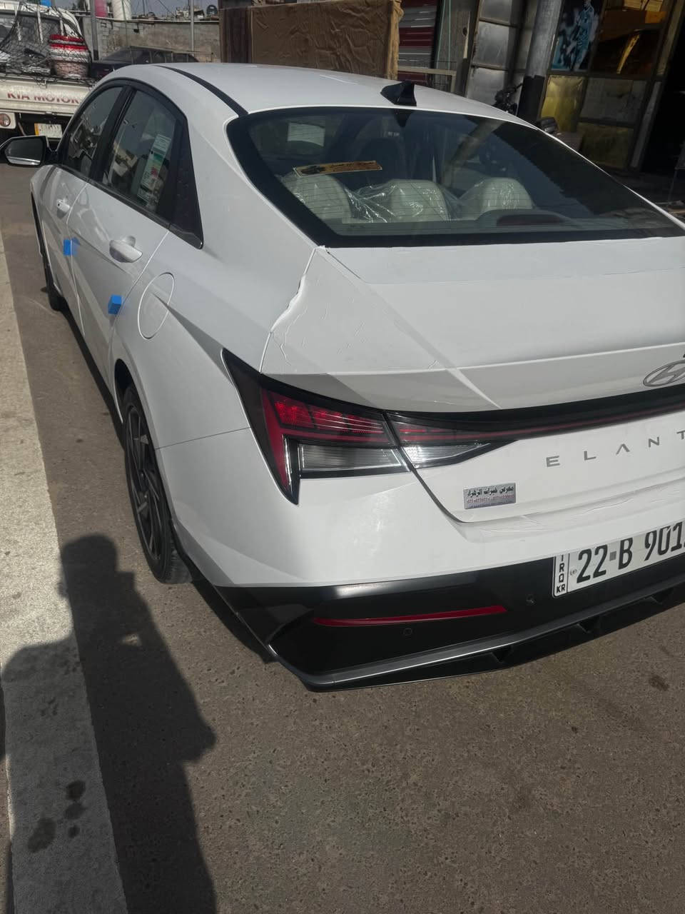 السلام عليكم للبيع هيونداي النتره 2025رقم اربيل 
محرك 2000كفاله عامه ماشيه 20الف سياره جديده 
مامتعوبه فول مواصفات بصمه فتحه سقف ستخدام شخصي سعر195وبيها مجال قليل عنوان البصره المن الداخلي.  *********** السلمان, المثنى
