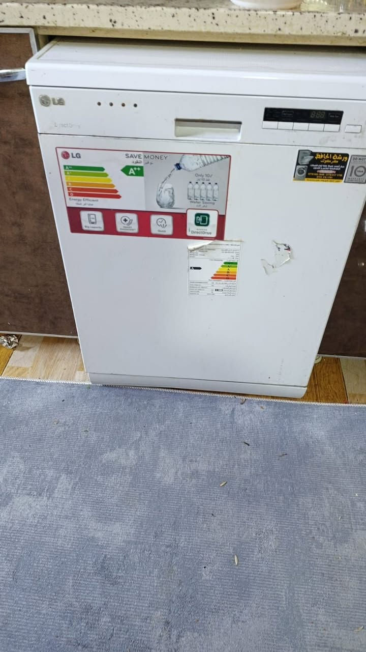 السلام عليكم غسالة مواعين قيم وخذ يرادلهة تصليح ومايضل بيهة عيب مستعجل عل بيع عنوان قدسية 2
***********
