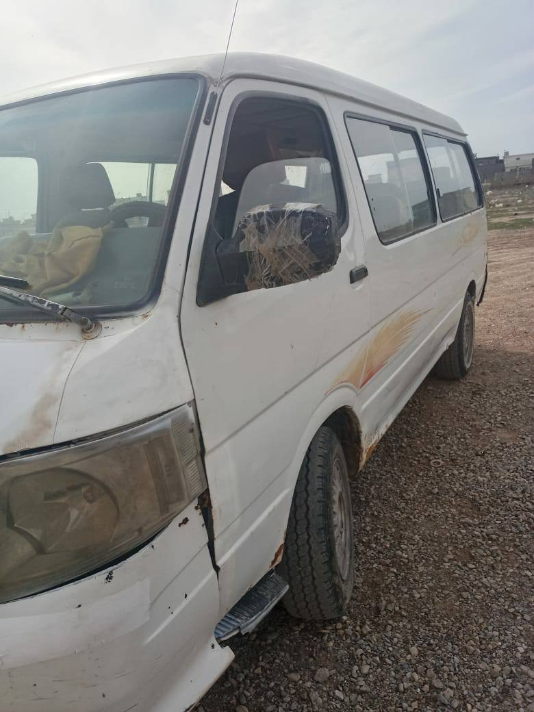 السلام عليكم للبيع فتون 2010 كير محرك جدد راعيها ميت عنده ولد كبار يسون قسام شرعي عنوانهم راح مني نبيع كوم حديد سعرها ٢٠ ورقه  وبيها مجال 
***********
