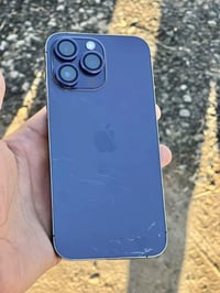 ايفون ١٤ برو ماكس • ضهر مكسور • بطارية ٩٣