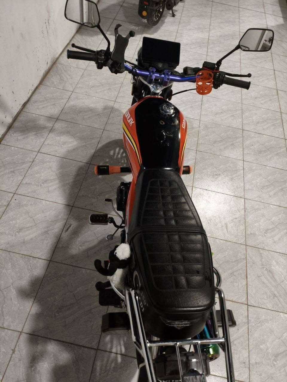 السلام عليكم
سونك 2026للبيع محرك 250cc  ماشي 1800وقابل للزياده النضافه مثل ما موضح بلصوره سعر 1225  
مليون وميتين وخمسه وعشرين 
***********
