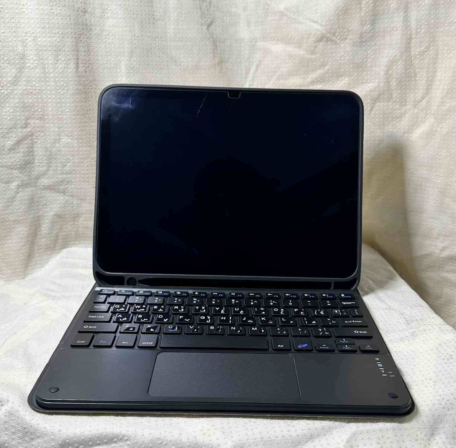 ايباد 11 a-16 ذاكرة 64 بطارية 100‎%‎ استخدام قليل مشحون 50 مرة فقط .. بعده بالضمان /السعر 520 الف.. مع كيبورد اصلي مع كفر اصلي + التوصيل مجاناً 🚚🆓 فقط بغداد نضافه 100/100. 
الاتصالات *********** واتساب 
  واتساب ***********.               
#ايباد.
