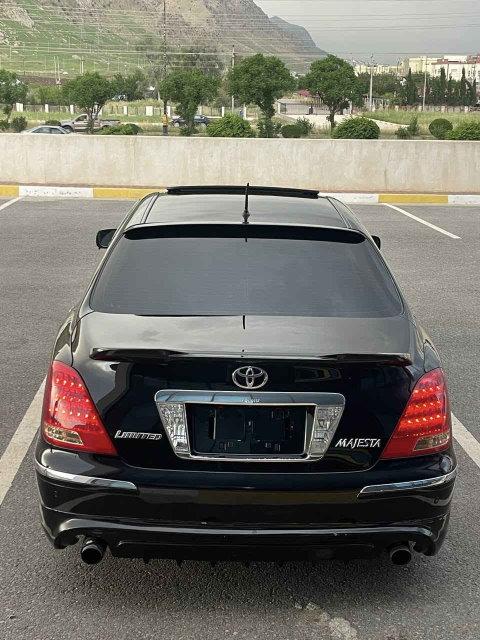 ‏Slaw la addmin 🦅⚜️
‏MAJESTA 2006 V8🦅👑
*********** ڤایبەرو واتسئەپی لەسەرە 
‏‎بە ناوی خوای گه وره

……… شوين رانيه   حاجیاوا،،،،،⚜️
‏‎
ماجێسا2007)  …،.  بڕاوە بڕاوە ،.  

‏‎مواسەفات ٥ دوگمەی فول فولە ئەوەی مواسەفات 
‏‎بێت ھەیەتی (بڕاوەیە) 📦⚜️⚜️
چوار تا يه وويلي مايباغي 20 لوكي له ژيره 
‏‎٥ بەسمە سڵایت کوشن جڵد ھەر ٤ کوشن کارەبا کوشن گەرم سەلاجە ٦ سیدی و دیڤیدیGPS کامێرا سوکان کارەباو خەزن سەلاجە پەردەی بیلاد ئاوێنەکانی دەخەوێ لەگەڵ کردنەوەی سەیارەکە ئاوێنەکان دەبێتەوە لەگەڵ داخستنەوە ئاوێنەکان دەخەوێتەوە
‏‎لایتی ناوچەی کوێر واتە لەگەڵ سوڕانی سوکان لایتەکانی دەسوڕێت دەبڵەکانی ھەواویە ئیش دەکات بەشەرت بە دڵی خۆت بەرزی و نزمی پێ بکە سنوق شەفت  قەبارەی بزوێنەر ٤.٣ ھەشت پستۆن گێڕ عادی و تۆماتیک سەیارەکە یەک ٢٥٠ ی مەسروفی تێدا نیە ئەو مواسەفاتانەی باسم کرد ھەر ھەمووی ئیشی نەکرد سەیارەکە بە بەلاش بەرە لە ڕەسمەکان جوانتر نەبوو مەسرەفی ڕێت عایدی من یەک گڵۆپ لەناو داشبول پێ نیە سەیارەکە بیانوو بڕە بەشەرت  
‏‎بەس ڕجا ئەن لە کۆمێنت سعر مەنوسە تەلەفۆن 
‏‎بکە جوانتر
