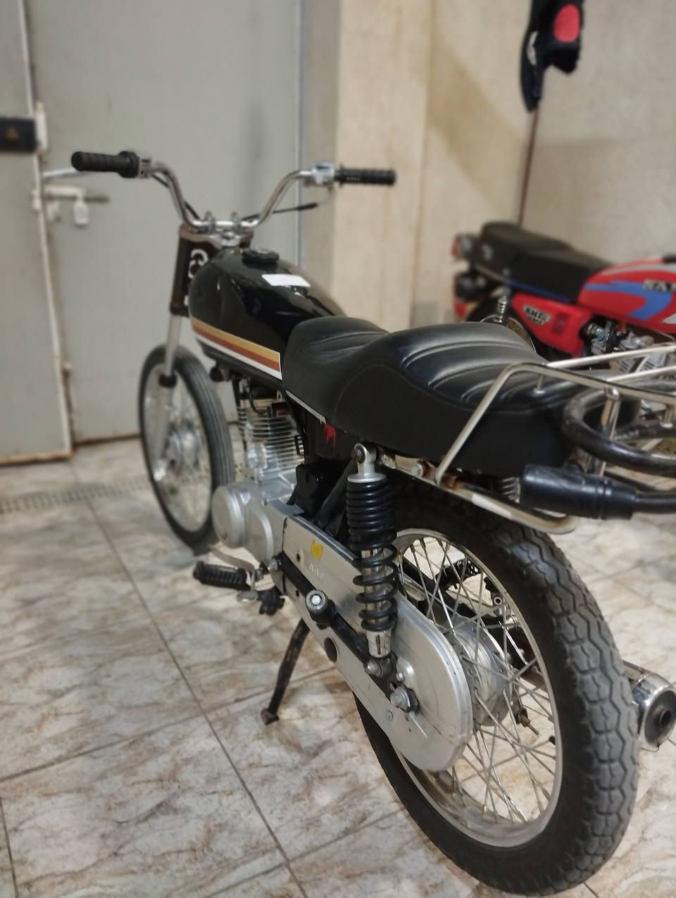 دراجه للبيع تعمير 2025كلك مكفوله عشائر مكينه مكفوله


**إذا كنت صاحب هذا الإعلان وتريد حذفه لأي سبب، رجاءا أرسل رسالة إلى الدعم الفني**