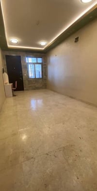 شقة للإيجار – السيدية / شارع الكويتي 🔹 طابق أول🔹 غرفة نوم🔹 صالة🔹 مطبخ🔹...