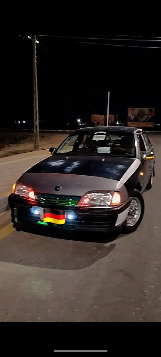 السلام عليكم اوبل اوميكا للبيع موديل 92 محرك 2000 بلادي كير عادي جام امامي كهربائي وخلفي يدات مسجل شاشه لمس سنتر لوك تقفيل وتفتيح عل ريمونت  سياره جاهزه كير ومحرك وباتري وصدر. امامي وخلفي كله جديد تخم تاير واكسل ترايك وين متريد رقم انبار تحويل مباشر سنويه لل2028  سياره مال جناي كهربائيات كله شغاله ومرتبه السعر 36 وبيه مجال للشراي مكاني حبانيه سيسي
للاستفسار اكثر اتصل:
***********
***********
