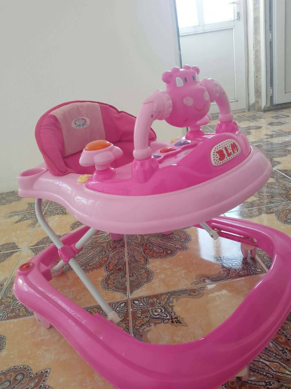 تەنوری غاز پلێتی عەسڵ بێعەیبە تازەیە بێ ژەنگە
لەگەڵ دوو عەرەبانەی مناڵان


**إذا كنت صاحب هذا الإعلان وتريد حذفه لأي سبب، رجاءا أرسل رسالة إلى الدعم الفني**