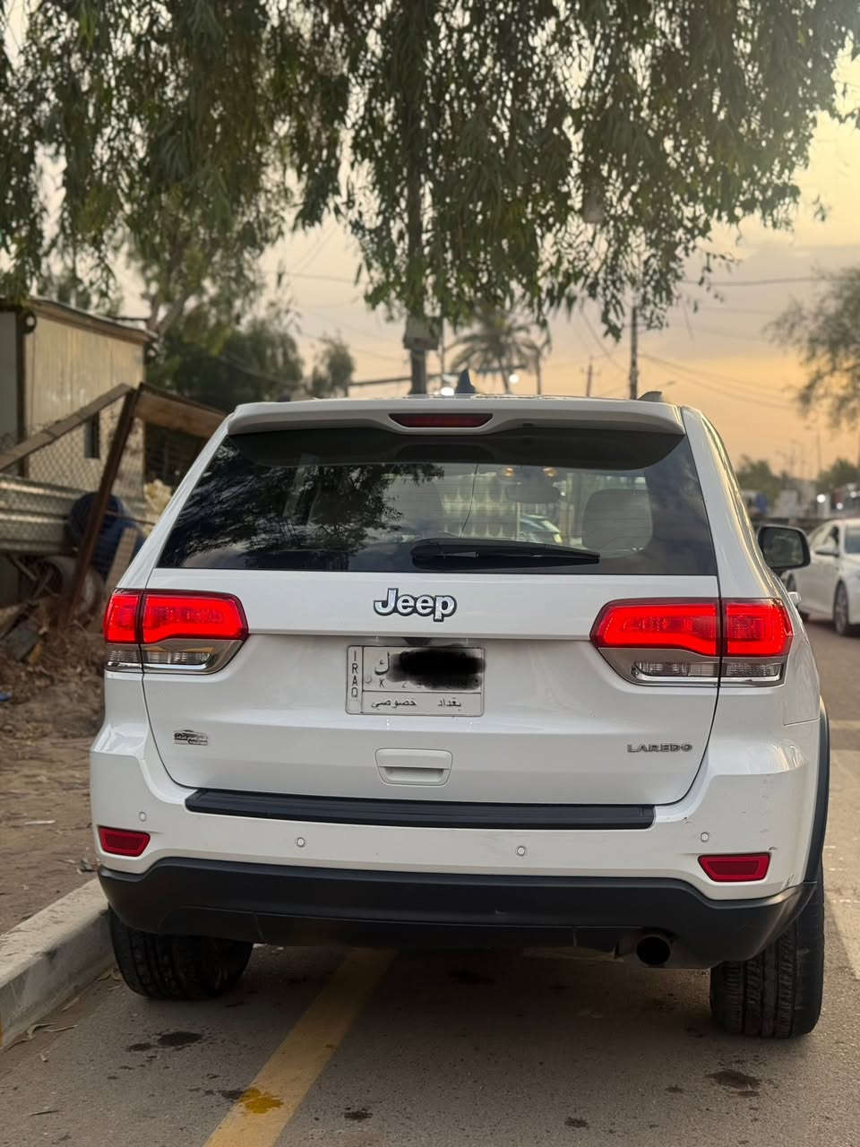 جيب 2017 مواصفات عادية داخلة كلين بدون حادث وصار بيه بالعراق شخط في باب السائق وباب خلف السائق باب كراج البيت ..يعني صبغ نصف باب السائق والي وره السائق .. وبيه بخة ربع باب الصدر يحكمه السونار .. 2 بصمة بلادي .. مبدل تخم ويل .. رقم مميز حلو .. الشرعي ابن اخوي تحويل مباشر .. بيهه سونار المندلاوي ..سعرهه 220 ورقة ..استفسار *********** واتساب فقط
