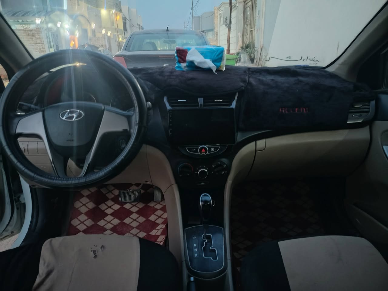 السلام عليكم 
سياره اكسنت خليجي موديل 2016 محرك 1400سياره جاهزه من كلشي كير مكينه تبريد شغال وكلشي موضح بلسونار السعر 85 وبي مجال مكاني حي ميسان وللاستفسار اكثر *********** هذا فقط واتساب وهذا فقط اتصال ***********
