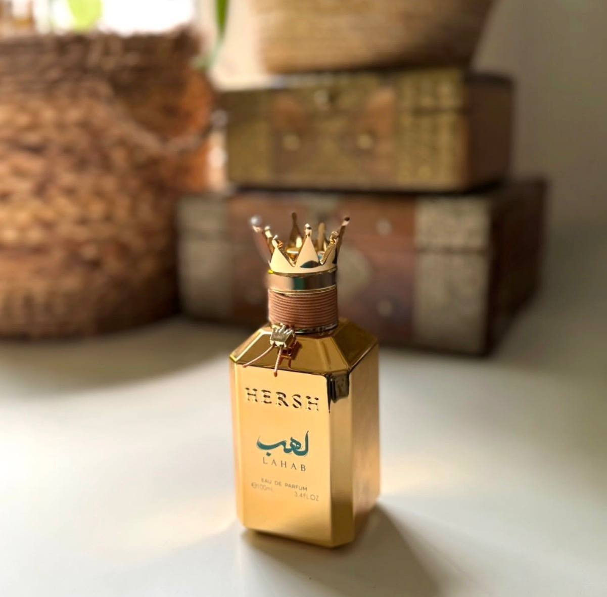 الأكثر طلبًا
واحد من أحدث وأفخم العطور في السوق 👑
عطر Hersh Lahab - هيرش لهب الفاخر 🤎
عطر ساحر و مبهر . هيرش لهب حيث تلتقى أوراق الريحان التايلاندية الطازجة المطحونة والتوابل مع جوانب الفلفل والجريب فروت المتلألئة في طبق تيموت الفلفل النيبالي المطلق! 

هذا المزيج الرائع يتناقض تمامًا مع التوقيع الخشبي الجريء للعطر ، ليجعل منه تجربة حسية لا تنسى. 
﻿
هيرش لهب من العز للعود
الخط العطري : أروماتك
عطر : للجنسين
عطر لكل الفصول،
الاستخدام : جوكر
إصدار : 2025

المقدمة: الريحان ، نجيل الهند ، الفلفل الأسود 
القلب: الجريب فروت
القاعدة: الباتشولي
السعر: ٢٠ الف


**إذا كنت صاحب هذا الإعلان وتريد حذفه لأي سبب، رجاءا أرسل رسالة إلى الدعم الفني**
