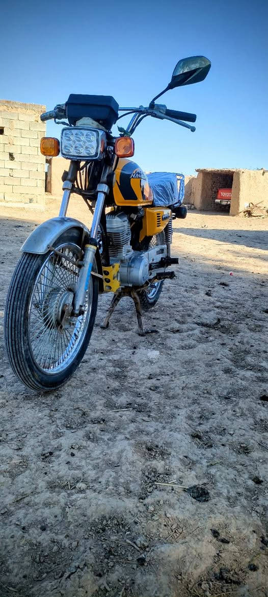 سلام عليكم  دراجه ارشا  لبيع  اوراق توني معمره توني  خاص متواجد ما ارد عله تعليقات


**إذا كنت صاحب هذا الإعلان وتريد حذفه لأي سبب، رجاءا أرسل رسالة إلى الدعم الفني**