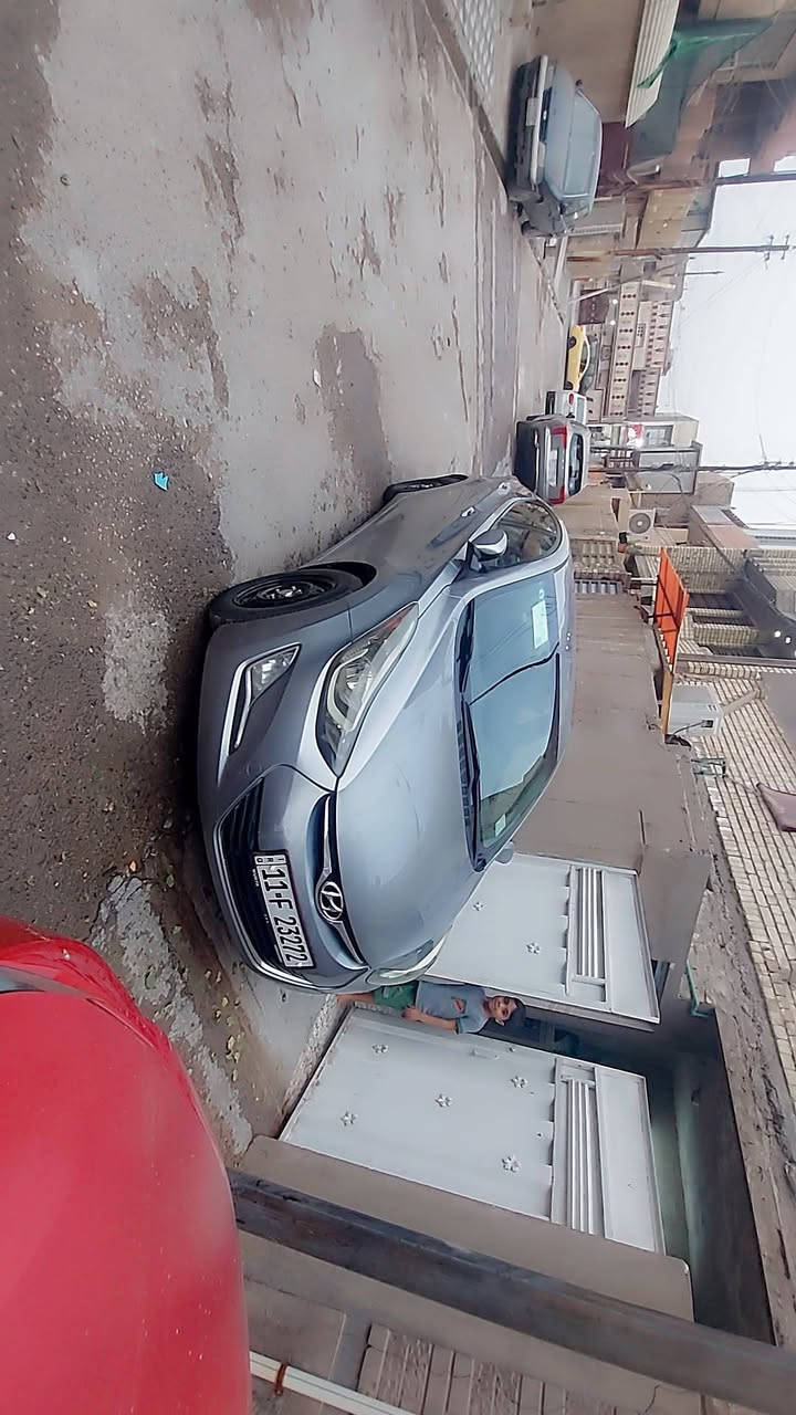 سلام عليكم
النتره ٢٠١٦ لبيع وارد امريكي مكينه وكير مكفولات بيها كم قطعه مصبوغه السعر ١١٣ 
الرقم ***********
