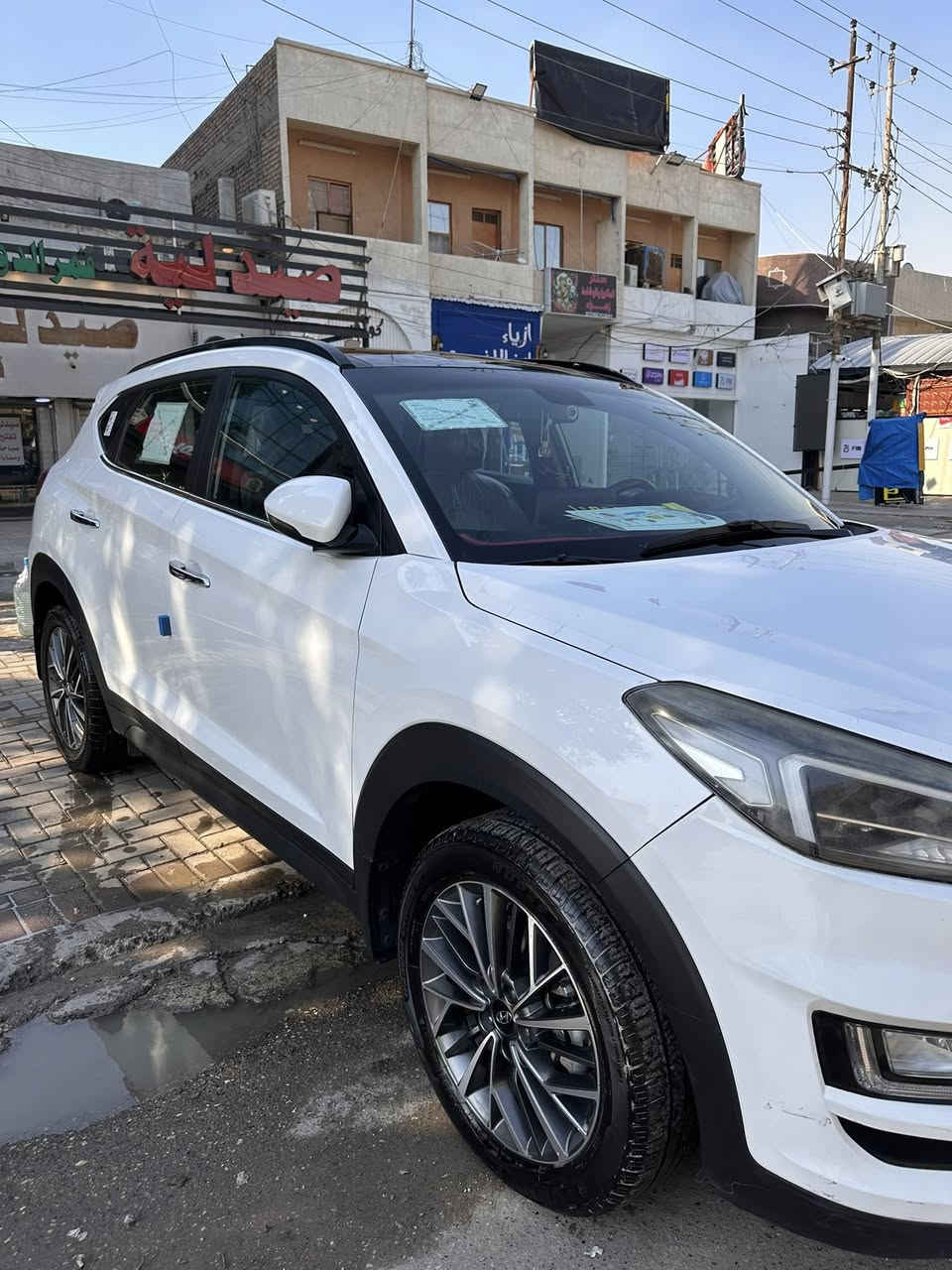 سلام عليكم
توكسان 2019 خليجيه وكالة ( الگاصد )
فول 1/1 
٣ وضعيات قياده 
٥ ويل كب 
بانوراما 
شاشه كبيره
تحكم ستيرن جهتين
لايت زنون ( عدسه متحركه ) 
لدات
مري شفط
تدفئه تبريد قطعتين 
مكينه 2000 
داخل لونين - صاچ 
گير ومكينه مكفول 
السياره ماشيه 69 كم
السعر. 196 $ وبيهه مجال 
*********** 
مكان السياره بغداد الدوره
