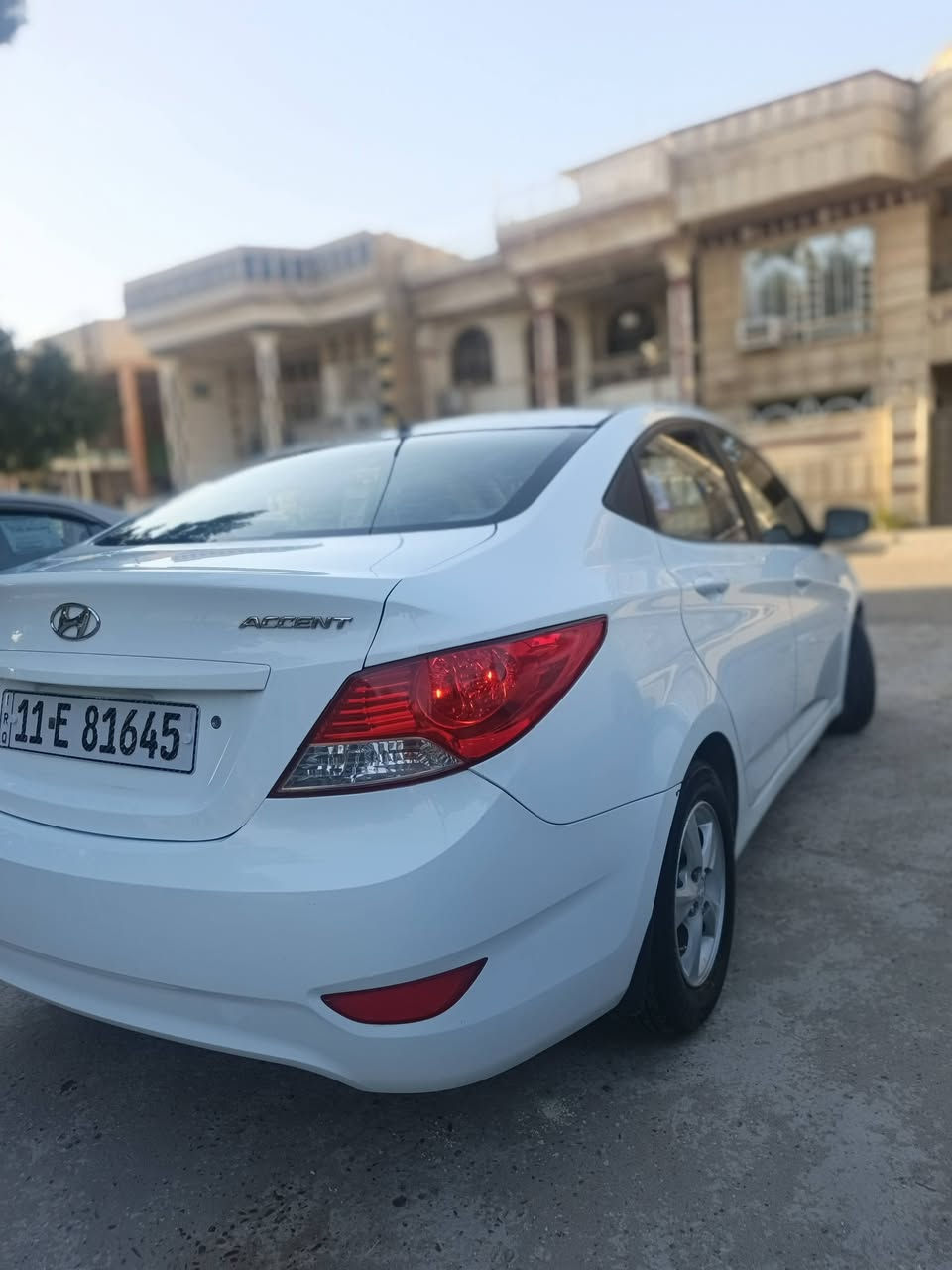 اكسنت مديل 2013 خليجي شركه عامه محرك 1600 دوش دبل قطره سياره بيها ٣ قطع صبغ والهلال الخلفي مال جاملغ سياره مكينه كير تبريد حداديه كلها جديده باسمي وتحويل ثاني يوم رايدها ب ٨٨ وبيها مجال مكاني بغداد  ***********
