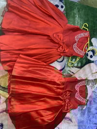 بدلات أطفال • مستعملة مرتين • عمر ٣ و٥