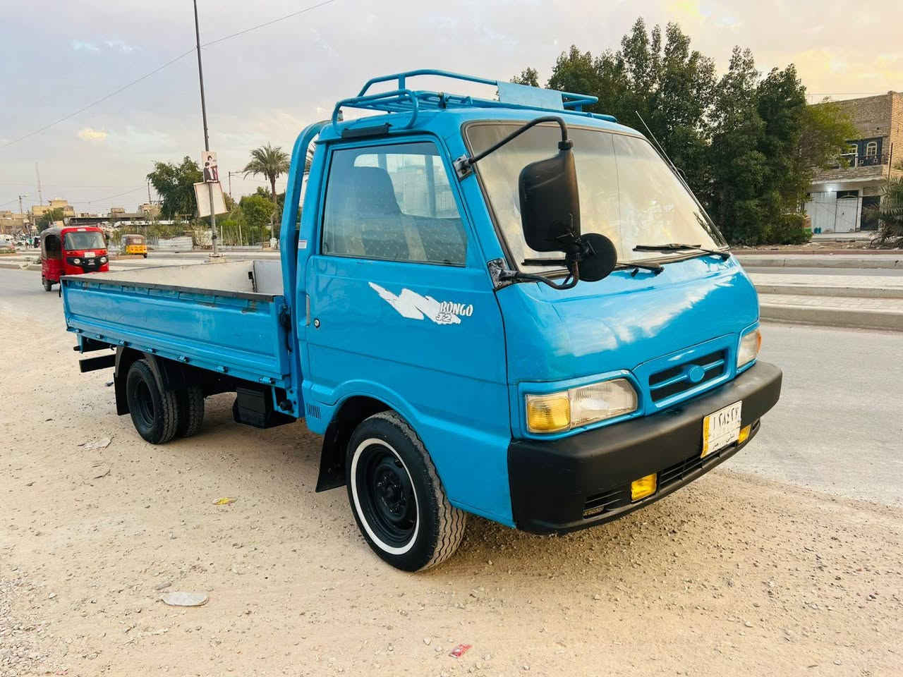 يلا عليكم.  كيه البيع.  بنكو. تم قماره. رقم ديالى مديل 96.     صبق ثلاث قطع فقط مكينه وكير واكسن وشاصي خير من الله.    دواخل حلوه.  بدي جديد كهربائيات شغاله. صدر امامي وخلفي جديد.  السعر 60وبيه مجال الطيبين الاستفسار علا رقم الهاتف *********** المكان بغداد
