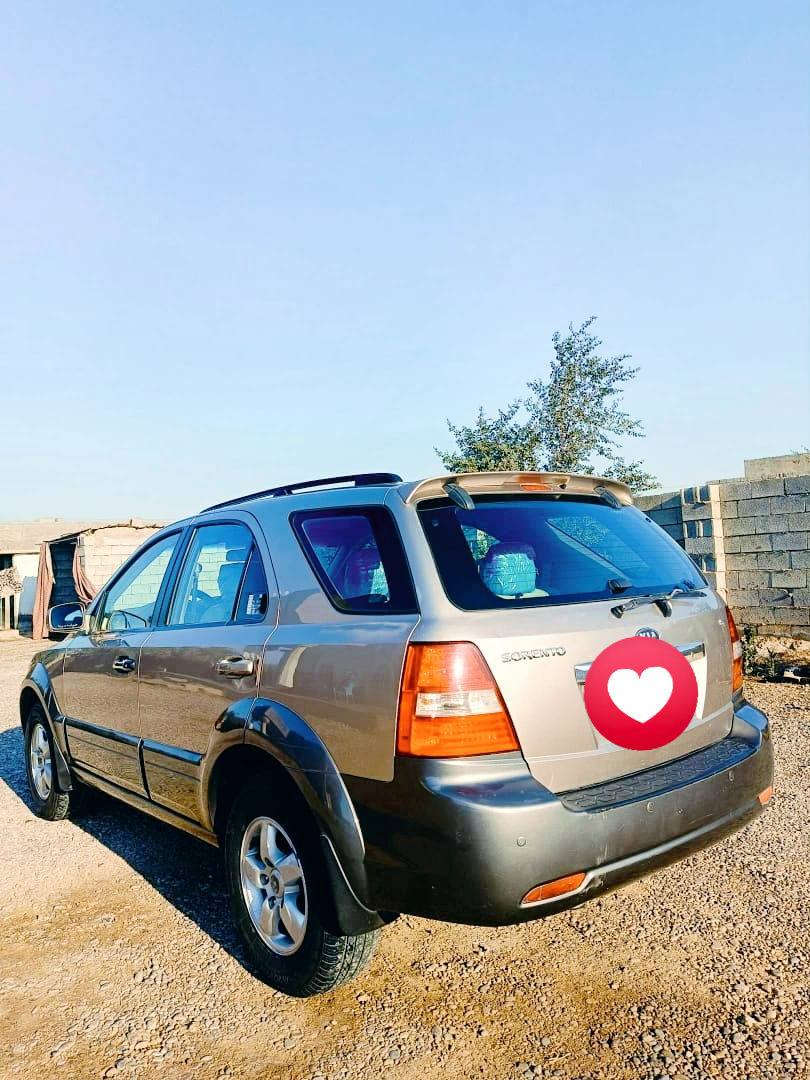 السلام عليكم للبيع سورنتو موديل 2008 محرك سته سلندر خمسه راكب بدون ضرر بلادي للاستفسار ***********
