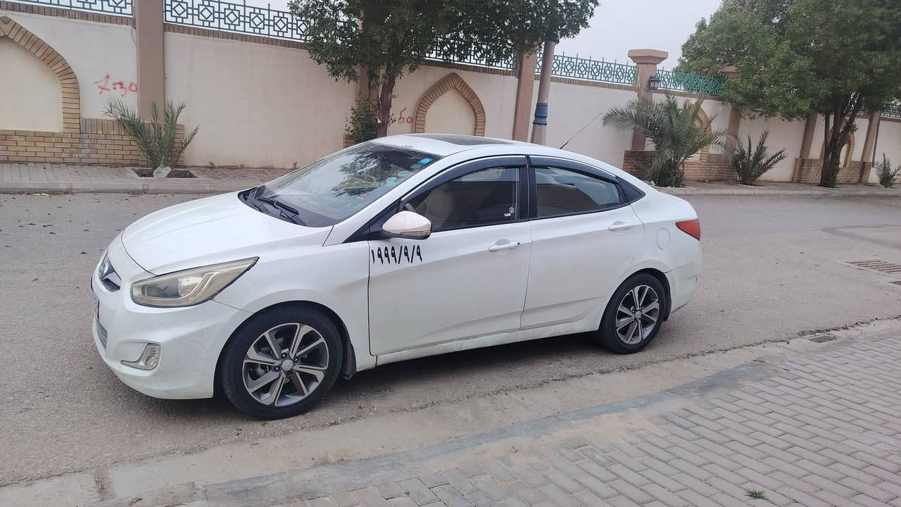 سلام عليكم
للبيع اكسنت 2014 وارد كوري السعر 90وبيه مجال بسيط  السيارة فول للاخير
بيها قطعتين صبغ الجاملغ الخلفي جهة السايق والبنيد الاطار مالته لان طار ع القمارة والباقي كفالة من الصبغ القمارة راجعه بارد بس بدايتها يعني كدام السلايد روف
والسيارة جاهزه ع اخر حباية من ناحيه الكهربائيات تخم تاير جديد
للاستفسار 
*********** اراسلني واتس واني خادم
