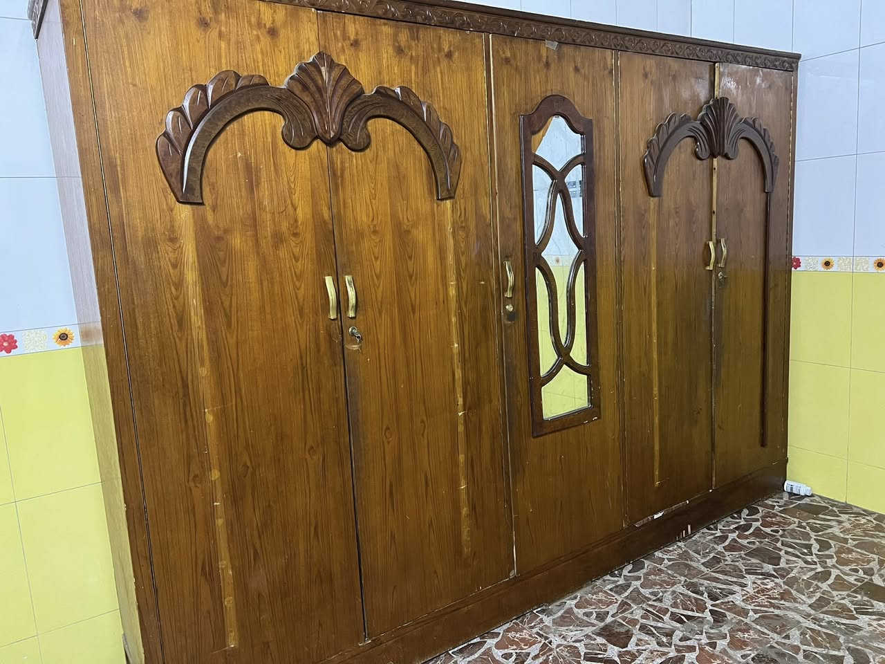 السلام عليكم غراض بيت للبيع الكاونتر 400مابي ضررالكنتور 150السخان 75


**إذا كنت صاحب هذا الإعلان وتريد حذفه لأي سبب، رجاءا أرسل رسالة إلى الدعم الفني**