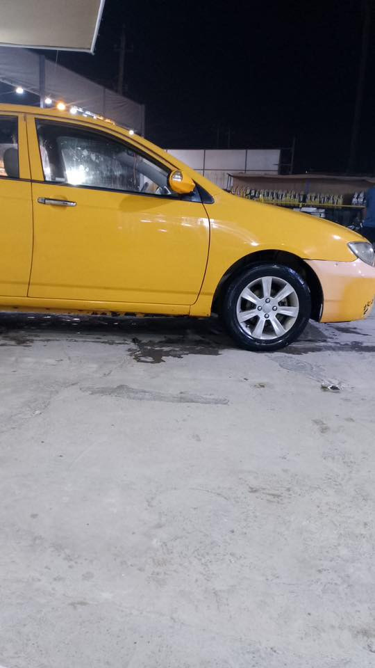 ليفان 620 
سياره جاهزه گير ومحرك مكفولات لاتنقيص ولاتبخير وكلشي بيها شغال كهربائياتها كلها شغاله 
رقم بغداد سنويتها لل 28 تنتهي
صدرها الامامي ممتاز لاطگطگه بدرام شفت ولاابد ،
ناقصها فقط دبلات خلفيه لان البيها نص عمر . 
باب الخلف السائق مبدل باب اصلي مال شركه وغير مصبوغ للان . 

السعر 38 وبيها مجال

للتواصل والاستفسار الاتصال على الرقم 
***********
