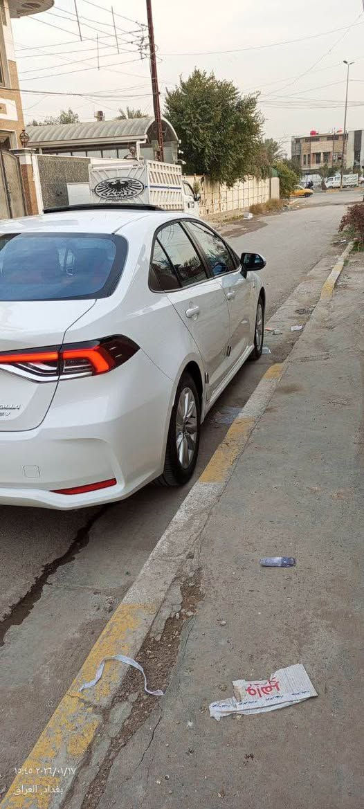 🌹تويوتا كورلا هايبرد 2025
🌹رقم بغداد تحويل مباشر 
🌹عداد المسافه : 14600 الف km
🌹حجم المحرك : 4 سلندر 1800 🥀🥀هايبرد 
🌹المواصفات .. 
🌹بصمة تشغيل وابواب - فتحة سقف
🌹رادار امامي مانع تصادم 
🌹مقاعد جلد - هاند بريك كهرباء - 🌹🌹اوتو هولد
🌹ويل كب - اشاير مري - لايت وكشاف 🌹زينون
🌹تبريد قطعتين - شاشه كار بلي - 🌹🌹كامره خلفيه 
🌹دوشمة كامله كشنات و ارضية 🌹🌹🌹وصندوق
🌹جام عازل بالكامل 
🌹كفالة عامة عدا بارد خفيف حيل بحافة 🌹البنيد بدون دواخل 
🌹وين ما تريد تاخذها اخذها جاهزة 🥀🥀للفحص 
🥀(( السعر 23250 مليون )) قفل
 واذا 🥀مو شراي لا تتصل ولا تعلق تعليق 🥀🥀سلبي لان راح ؟؟؟
 🥀السوق كولشي بي
🥀مكانها بغداد *********** واتساب🥀 بغداد, العراق
