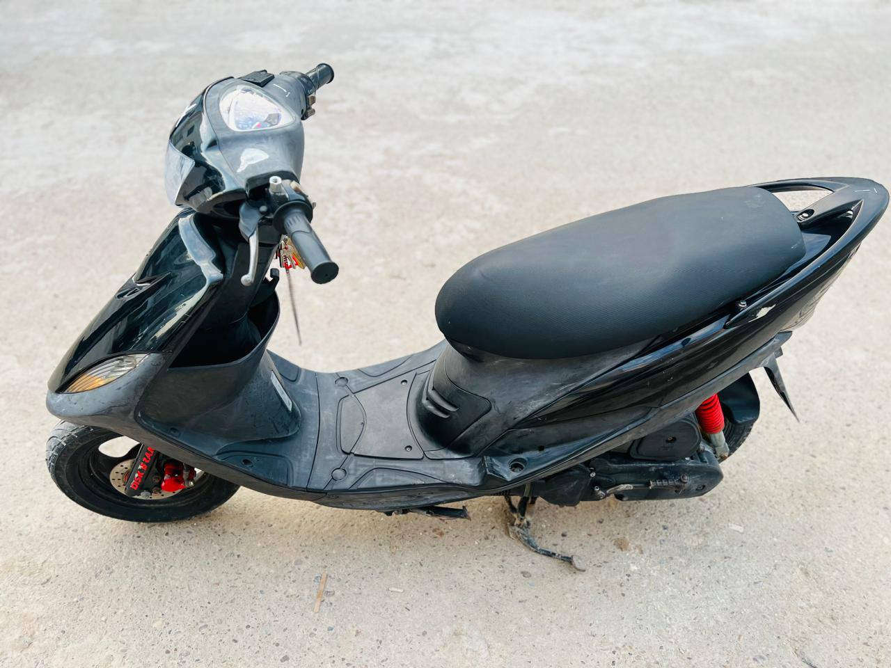 ماكس عدله للبيع دراجه بلاديه للأستفسار *********** مكاني بغداد دوره
