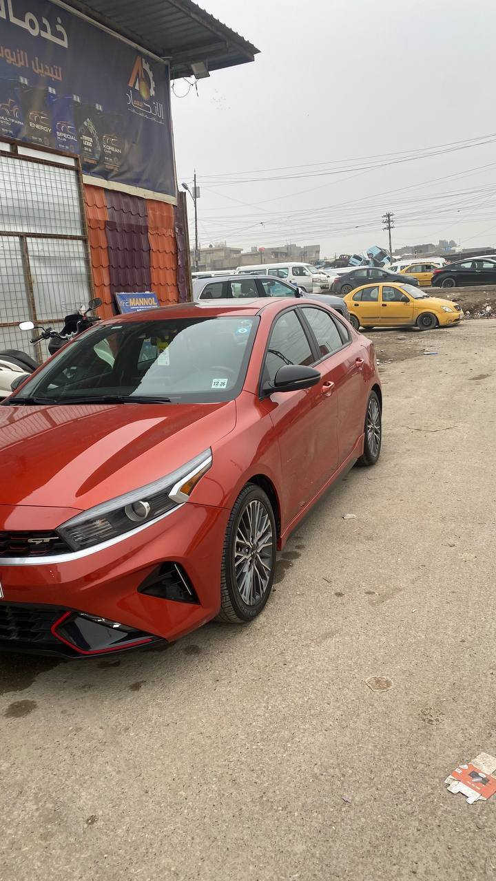 السلام عليكم
كيا فورتي 2022 جيتي لاين مشمشي 

فول مواصفات للاخير اعلى فئة 1/1

حادث خفيف  جاملغ مبدل أصلي نفس الون بدون صبغ والباب مصبوغ ما مبدل أصلي مالها بدون أيرباك بدون دواخل بغداد بسمي تحويل ثاني يوم بيها بارد بل باب مال السايق وبيها رصعه بل جاملغ الخلفي هم مطلعها ثنين ما بيهن شبر كلشي مذكور 

سونار موجود

مكينة 2000 دوش 

مواصفاتها

فتحه 

بصمه

تشغيل عن بعد

بصمه ابواب

تحكمات

كشنات كهرباء 

كشنات تدفئه تبريد

داخل اسود 

صندوق ذكي 

تبريد قطعتين

رادارات امامي خلفي جانبي

لد امامي نهاري وخلفي 

حساسات 

انظمة قيادة 

شاشه وكامرة 

ترحيب عند الاقتراب

وهواي موصفات بيها معروفه هيه

ترقيم  بغداد بإسمي تحويل مباشر 

سيارة جديدة  بلعافيه ع الياخذها 

السعر 168 وبيها مجال بسيط كلش مدوشمه كاعيه جلد أسود

مكان السياره بغداد البلديات بيها ويل أسود تريد ويلها البلادي أو الأسود 

***********
