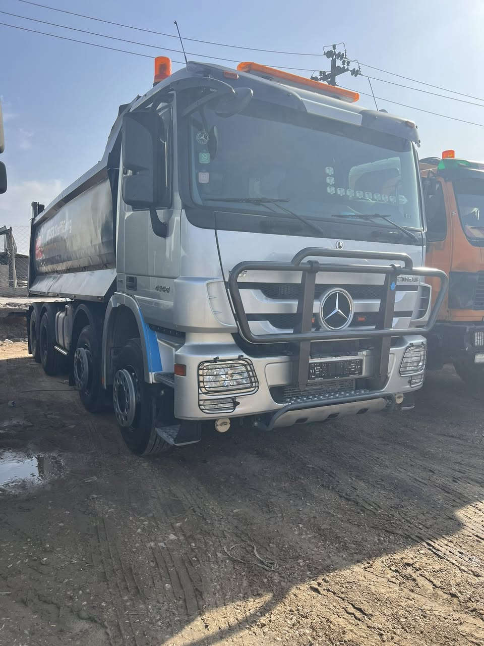 السعر ٦١٠ وبيهً مجال اكتروز موديل ٢٠٠٩ دخول جديد رقم بصره جاهزه للعمل مكفوله من الصبغ كير كهربائي جيئف مكينه ٤٤ مكان بابل معرض ابو عمار المعموري الاستفسار ***********
