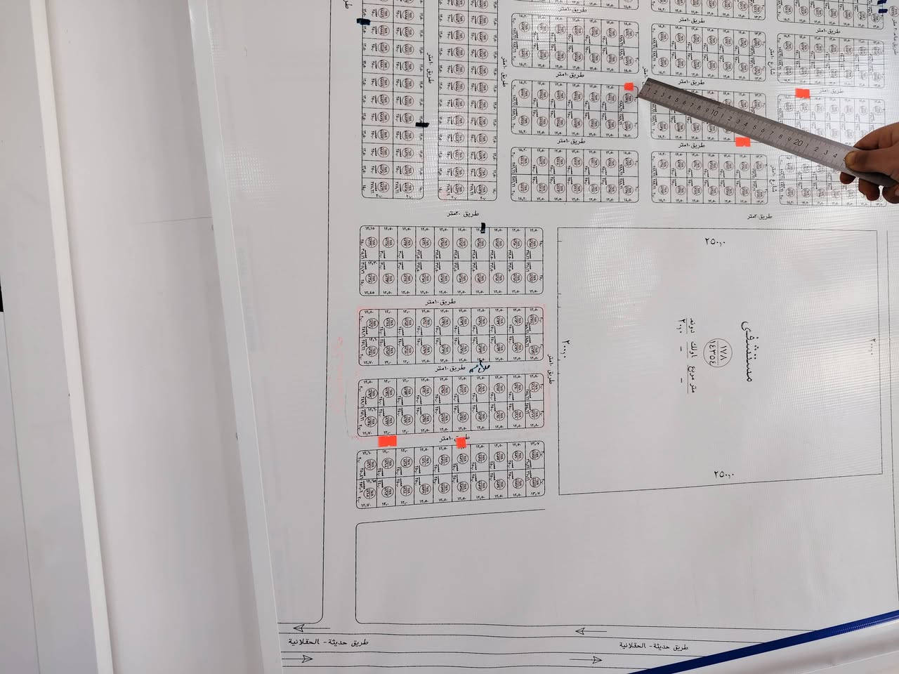السلام عليكم
قطعه أرض ركن طابو صرف للبيع
خلف مستشفى الجديده
مساحه ٢٨٨متر
لسعر خاص
لاستفسار على رقم ***********
