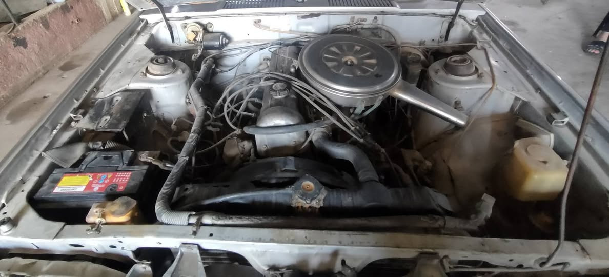 السلام عليكم 
سيارة داستون1980 مواصفات شركه تبريد شغال سنوية شرط2035ورقم انكليزي 
للاستفسار ***********
***********
