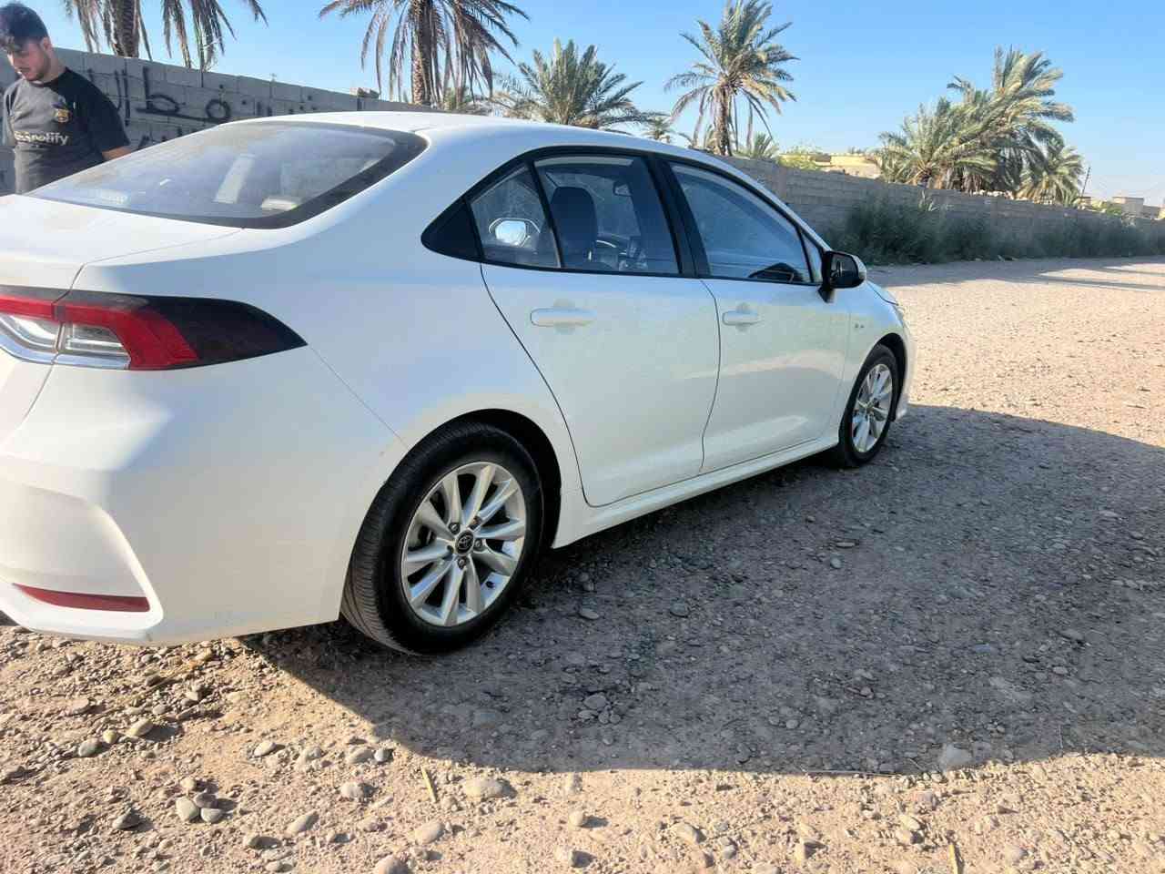 كورلا 2024 خليجيه رقم بغداد باسمي مكفوله لا صبغ لا تبديل ولا بارد سياره جديده..
ماشيه 34.. 
فتحه.. بصمه.. اتو هولد.. ويل كب.. كشنات جلد.. محرك 1800...شاشه كامره.. 
فول موصفات كلش محافظ عليه وباسمي من الزيرووو. 
جاهزه ومبيه اي نقص.. 
دهن كله اصلي شركه ابدللها.. 
مكاني بغداد الكرخ شهداء البياع.... ***********..
