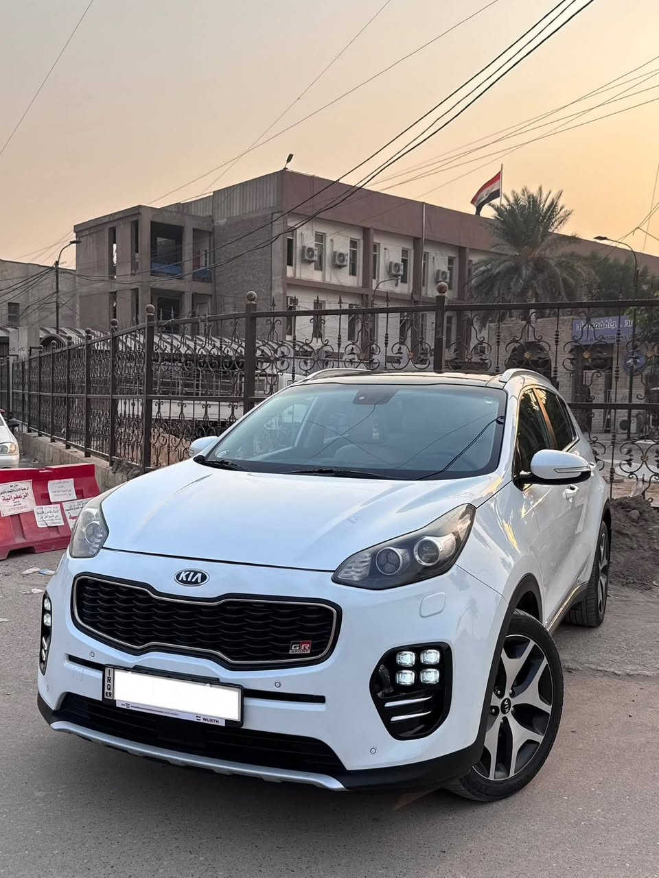 السلام عليكم
سبورتج 2016 GT-LINE خليجي
موصفات 1/1 اعلى شي الجيتي لاين 
رقم اربيل باسمي
بانوراما
بصمه
ترحيب
كشنات جلد
كشنات تدفئه
كشنات تبريد 
كشنات خلفيه تدفئه
كشنات كهرباء
اوتو هولد
انظمه قياده
حساسات 360 
رادارات 
توقف ذاتي
هاند بريك بصمه 
داخل لونين
قطعتين تبريد 
شفتات ستيرن
مري شفط
بجم LED كامل
عدساك 360 
فول تحكمات ستيرن 
شاحن واير ليس
صندوق كهرباء
وبعد بيها هوايه مواصفات 
ماشيه 107 الف

سياره بوضع الزيرو سياره جديده كلش كفاله عامه من البارد والصبغ والنبديل من دعاميه للدعاميه 

رايدها ب183 مو شراي لتعلق وتعبني كلمه طيبه منك واعبر المنشور حبيبي انت🌹🤍
والسعر مناسب وماكو هيج سعر شوف السوك وتاكد بروحك اذا اكو مثل سعر سيارتي

للاستفسار ***********
مكاني سامراء حي الزراعة
