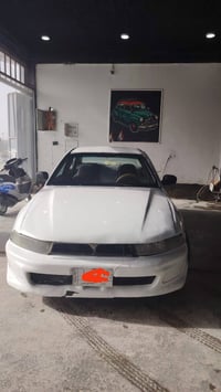 ميتسوبيشي جالنت • ٢٠٠١ • رقم بابل