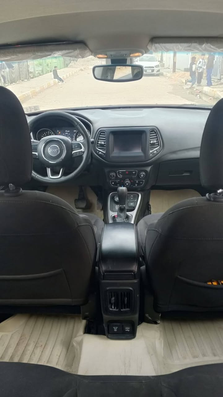 السلام عليكم جيب كوم بارس ٢٠١٨ السونار داخل المنشور العنوان ديوانيه الرقم *********** السعر ١١٥
