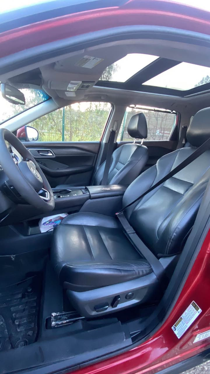 نيسان روگ
موديل ٢٠٢١ 
٤بستون گير و مه كينه بةشةرت 
٢ پارچه هةيه بي داخلي بي ناوگرتن بي يرباك
سةنةوي نويه بة ناوي خؤمه تحويل بة شةرت  
رقم موبايل 
*********** Singapore
