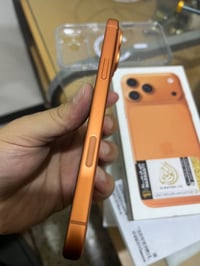 17 برو ماكس ذاكره 256 بطاريه 100 مشحون 125 مره شرق اوسط سيم كرت برتقال...