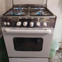 طباخ • ٤ عيون • نظيف