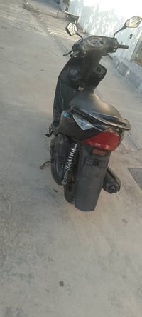 دراجه ثعلب للبيع دراجه حلوه شلعه ومعدل كهربائيات شغاله سلف هندر بس الب...