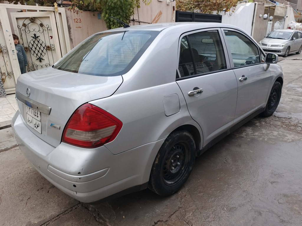 نيسان فيرسا ٢٠١٠
وةكو بوياغ
دوو بست لة دةركاي سةكن بوياغة سةنةوي تا ٢٠٢٦
مليون وجوار سةد هةزاري لةسةرة كيرو مكينةي بةشةرتة
نرخي ٩٠ وةرةقةو مجاليكي زور كةم ناونيشاني هةولير
*********** ديبيس, كركوك
