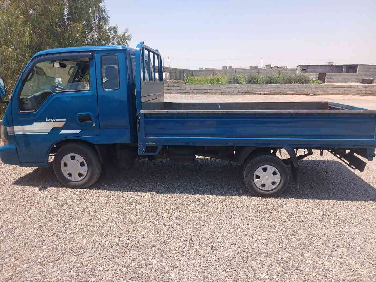 السلام عليكم 
كيا بزون للبيع
 رقم كركوك الماني تحويل مباشر 
موديل 2001 
كير محرك شرط 
السعر/68 وبيها مجال
موقع السياره / صلاح الدين/ الشرقاط / الساحل الايسر  
رقم الهاتف / *********** زين
ملاحضه/ الخاص مغلق اتصل على الرقم

