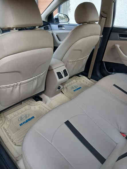 السلام عليكم سوناتا للبيع موديل ١٨ خلجيه ماشيه٥٥  مكينه  ٢٤٠٠ سعر ١٧٥ بيه مجل بسيط ***********
