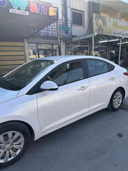 اكسنت 2020 

محرك 1600 امريكي 
الحادث دعاميه خلفيه 
قبغ جنطه فقط كلير 
 المواصفات  فول عدا الفتحه ( مواصفات هذا الموديل معروفه )
سياره نضيفه مثل ما معروض بل صور
بيها سونار يم المندلاوي كامل
📌 طخه بل باب صارت يمي بقيتها على حطتها تعدلها بارد او PDR

الكير AT 
ماشيه السياره 85 ميل 
السياره استخدام شخصي مناقصها شعرايه
دهنها ادينول
كفاله كير ومحرك ‎
بختصار تراي مالتها وين متريد

مكان السياره الاعظميه سبع ابكار
السعر 127 ورقه وبيها مجال بسيط 

*********** فقط واتس
