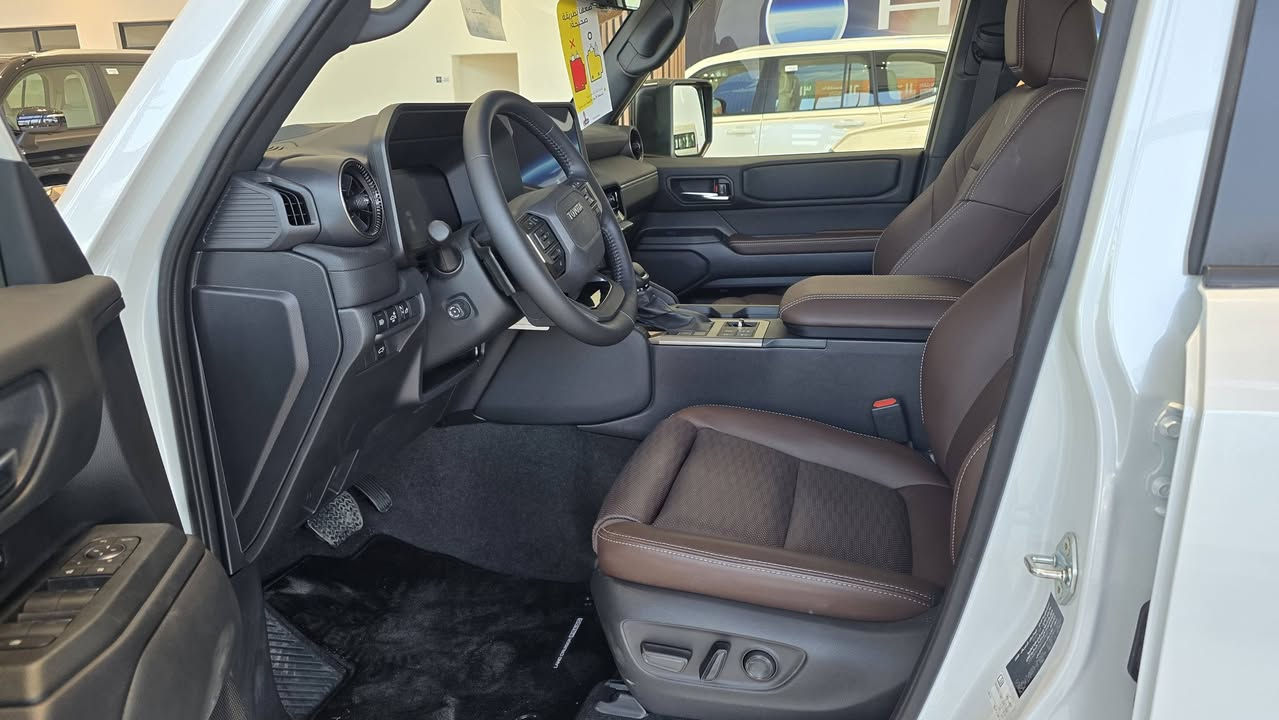 برادو ادفنجر زيرو وكالة موديل 2025
موقع واسط- كوت 
للاستفسار عن السعر يرجى تصال على رقم ***********
