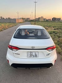عندي كورلا هايبرد موديل 24 السياره جديده مال بيت ماشيه ٣٣ العنوان الشع...